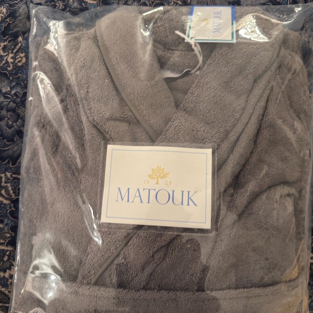 Matouk Unisex Cairo Pure Cotton Belted Robe Size M NWT
